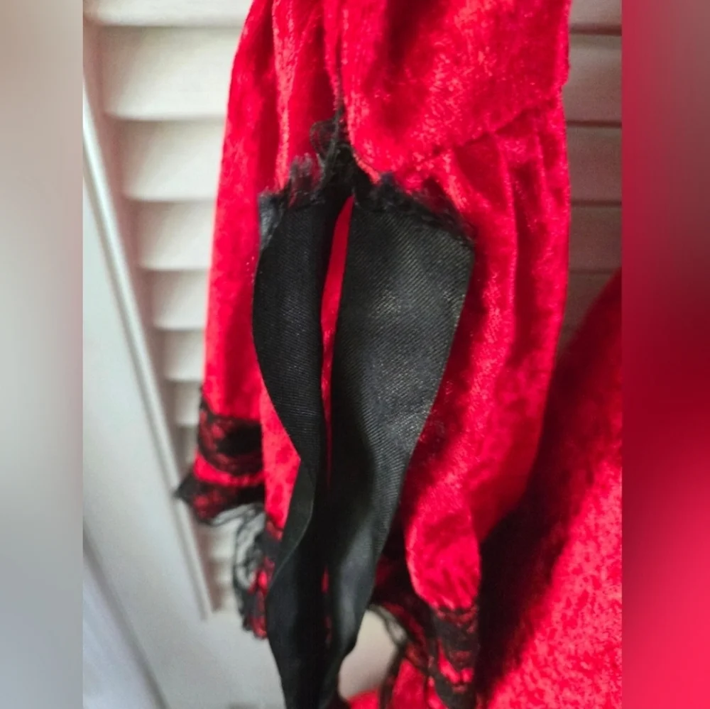 Girls Red Riding Hood Costume Gothic Lace Velvet Halloween